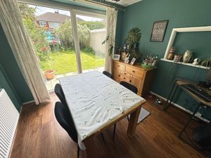 Dining Room- click for photo gallery